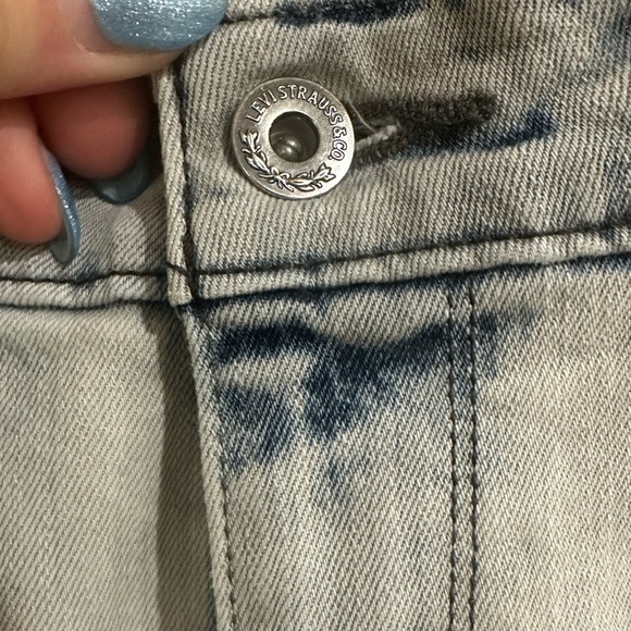 Levi skinny jeans - Picture 6 of 9